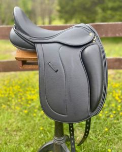 Black Country Adelinda Dressage 3936-NM