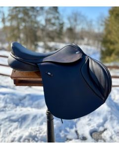 *EXL Twinflap Jump Saddle by Ideal
